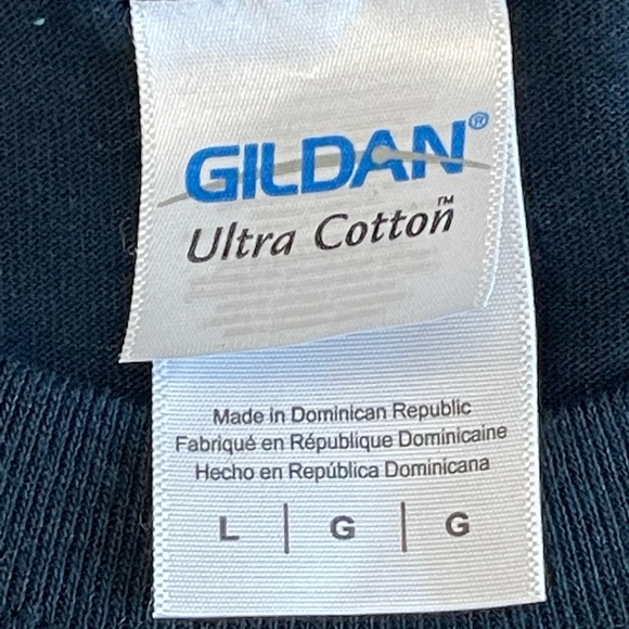 Black shirt - Picture 7 of 7